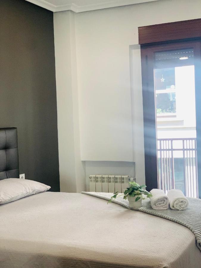 Apartamento Deluxe, 4 Habitaciones, Parking 马德里 外观 照片