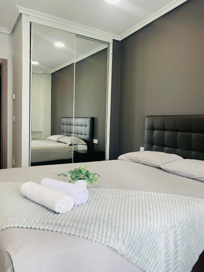 Apartamento Deluxe, 4 Habitaciones, Parking 马德里 外观 照片
